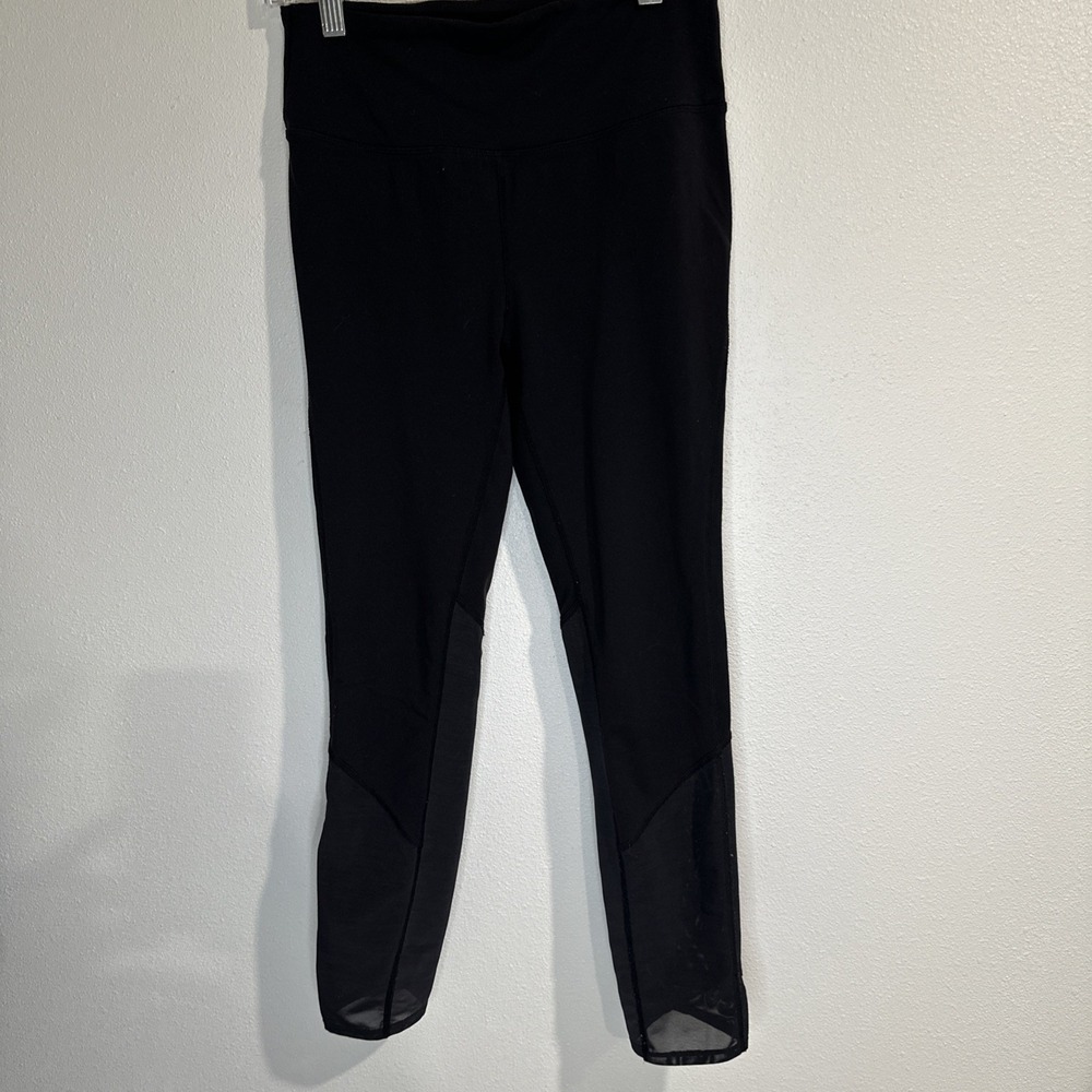 New Balance Leggings Size Small See-through Bottom Leg